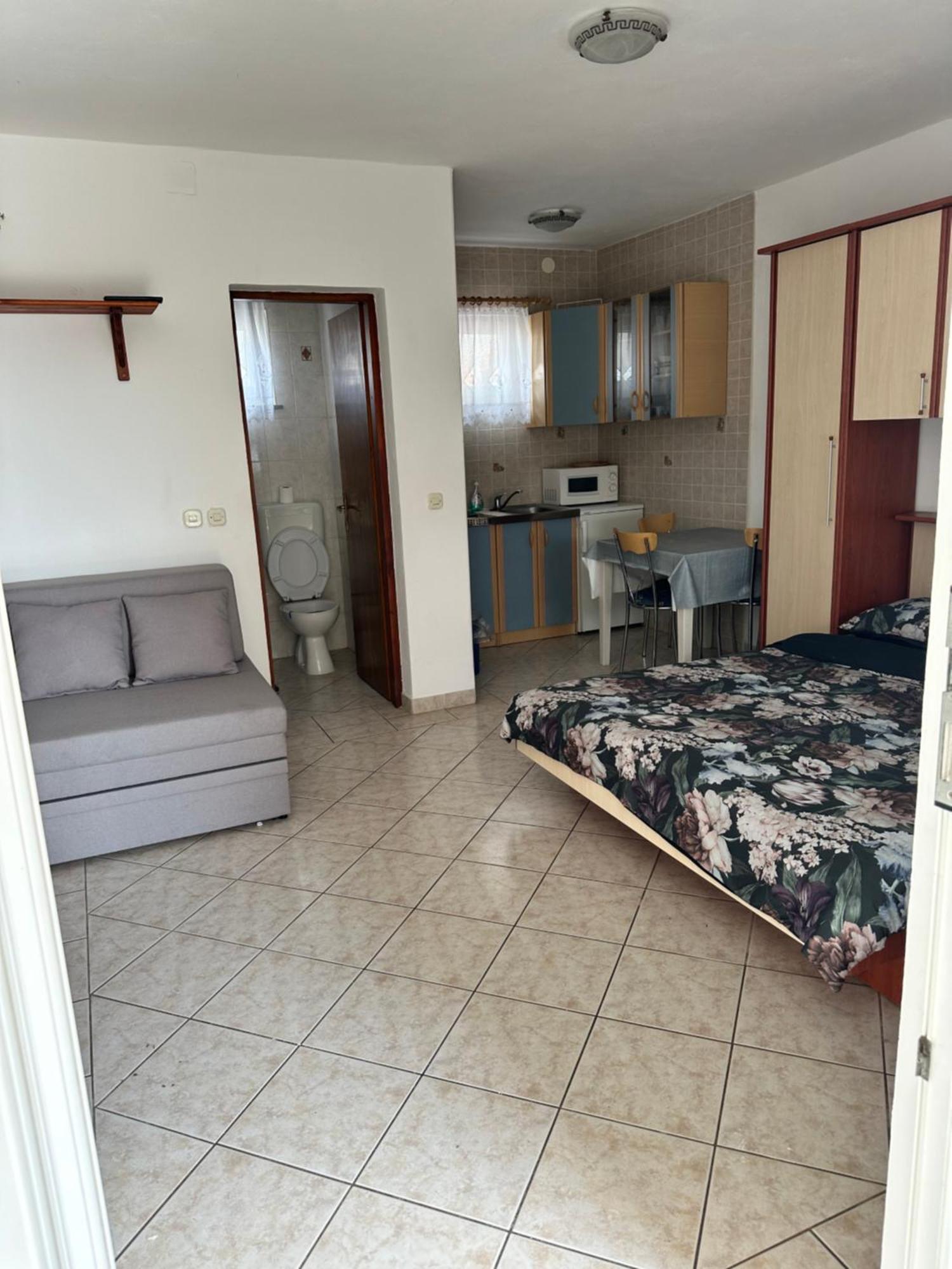 ויר Apartments Kristina מראה חיצוני תמונה