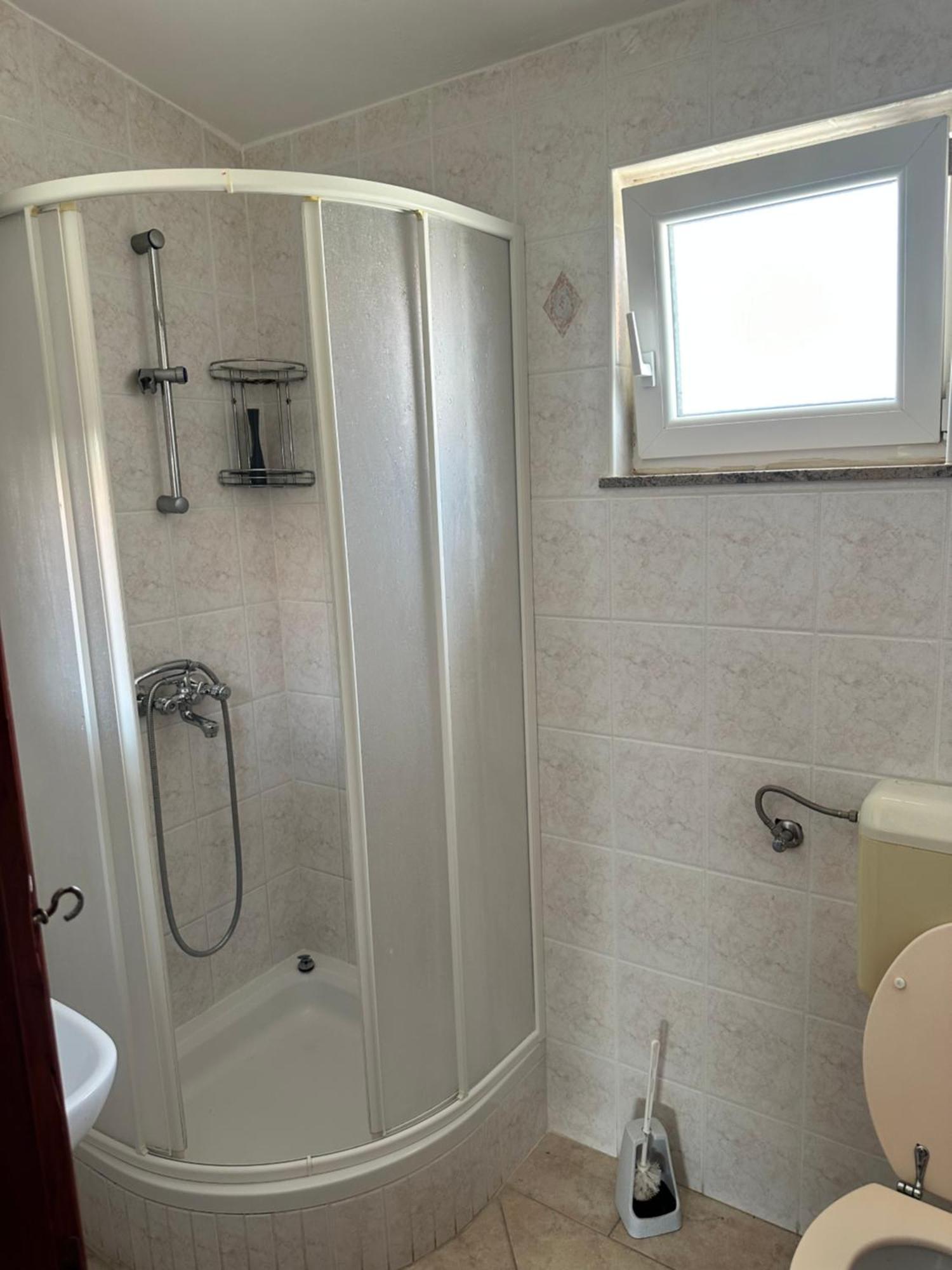 ויר Apartments Kristina מראה חיצוני תמונה