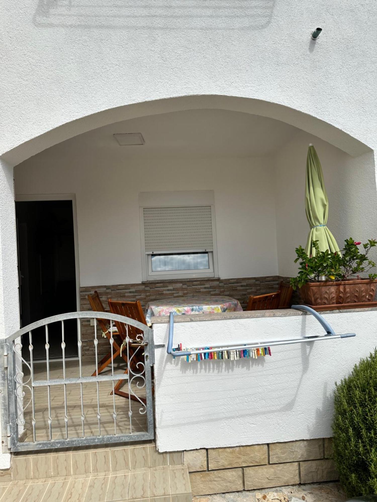 ויר Apartments Kristina מראה חיצוני תמונה