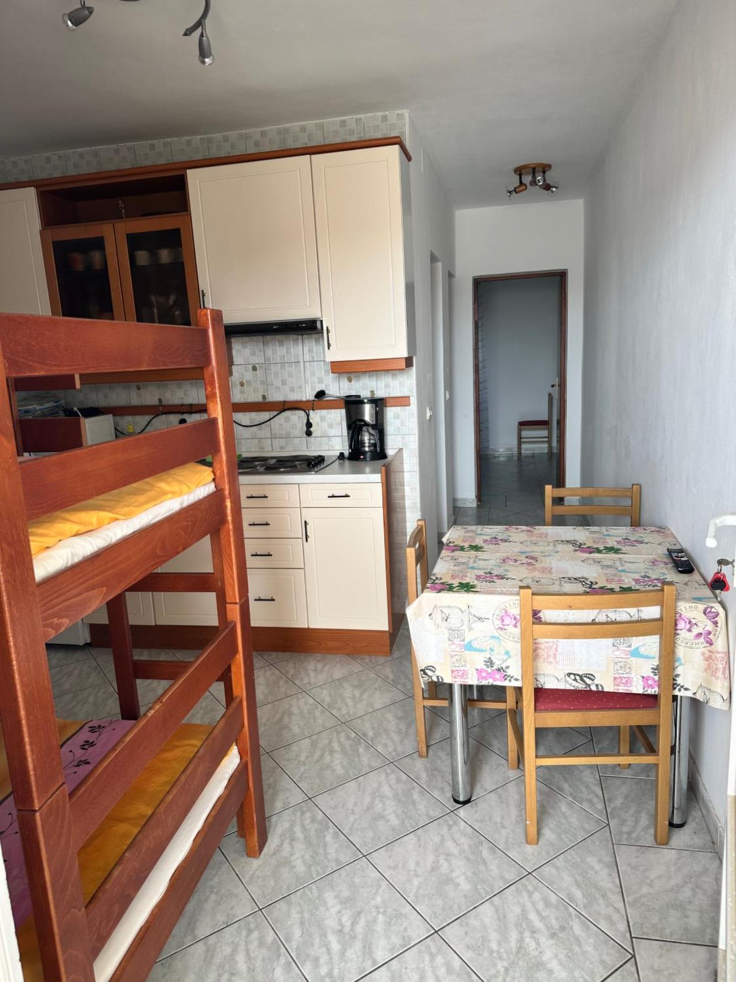 ויר Apartments Kristina מראה חיצוני תמונה