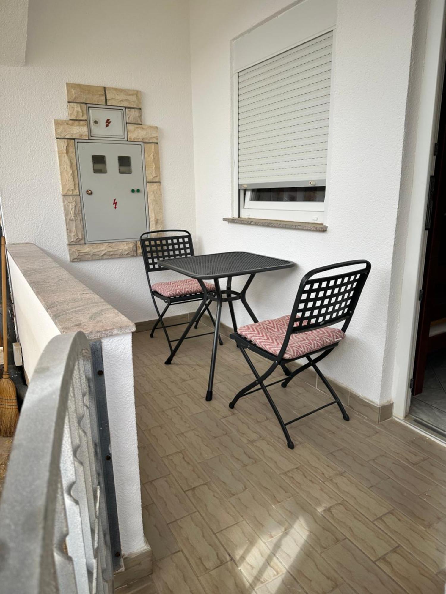 ויר Apartments Kristina מראה חיצוני תמונה