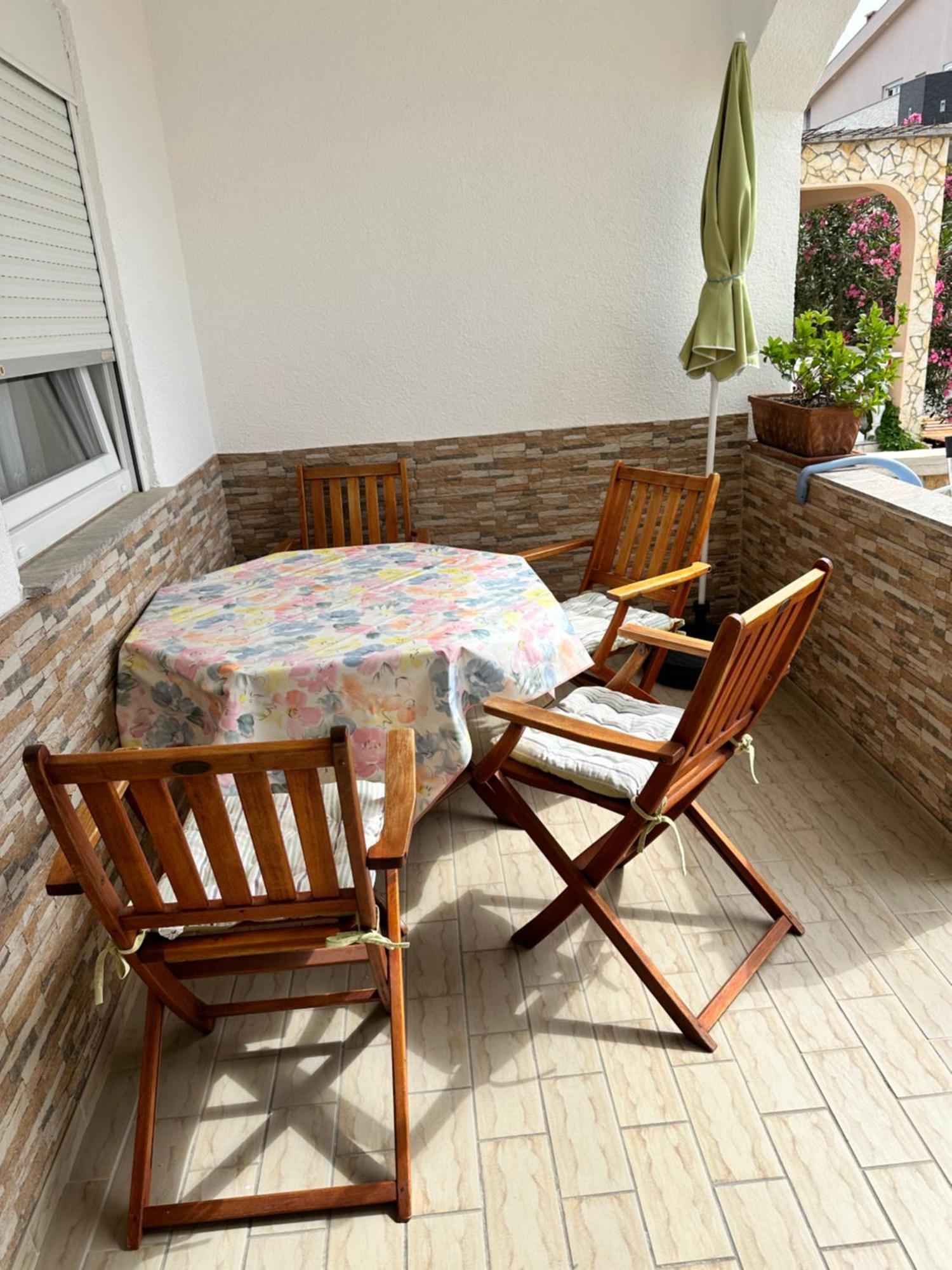 ויר Apartments Kristina מראה חיצוני תמונה